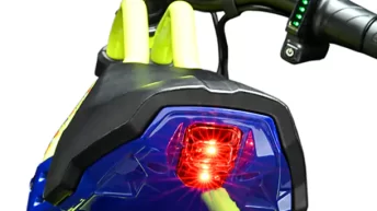 Luz de freno moto eléctrica infantil Valentino Rossi